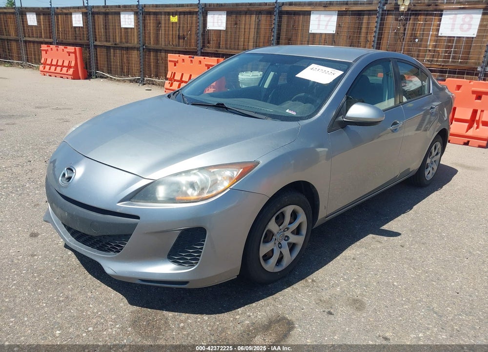 2013 MAZDA MAZDA3 VIN: JM1BL1TG1D1832624
