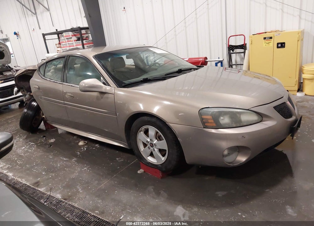 2006 PONTIAC GRAND PRIX VIN: 2G2WP552061287516