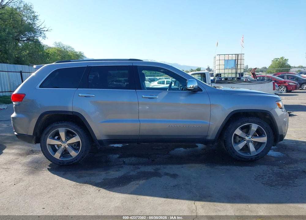 2015 JEEP GRAND CHEROKEE VIN: 1C4RJFBG9FC216485