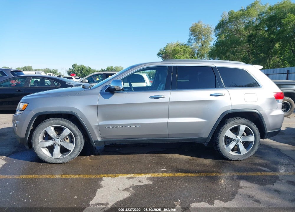 2015 JEEP GRAND CHEROKEE VIN: 1C4RJFBG9FC216485