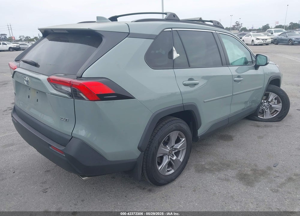 2022 TOYOTA RAV4 XLE VIN: 2T3W1RFV9NW190379