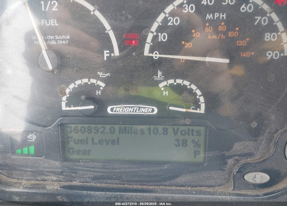 2011 FREIGHTLINER CHASSIS M LINE WALK-IN VAN VIN: 4UZAAPDUXBCBB7622