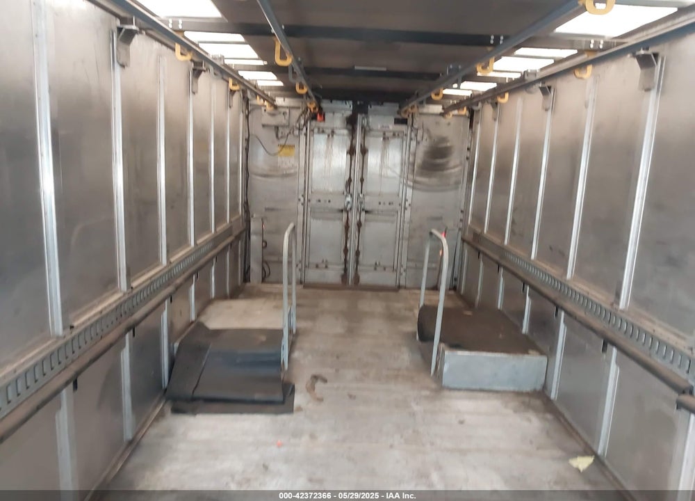 2015 FREIGHTLINER CHASSIS M LINE WALK-IN VAN VIN: 4UZAAPDU8FCGP2725
