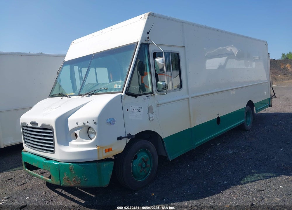 2013 FREIGHTLINER CHASSIS M LINE WALK-IN VAN VIN: 4UZAAPDU1DCFB9015