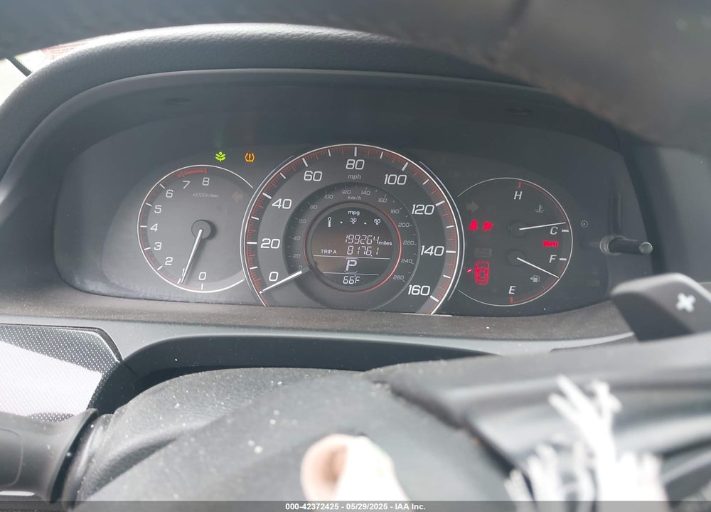 2015 HONDA ACCORD VIN: 1HGCR2F50FA215268