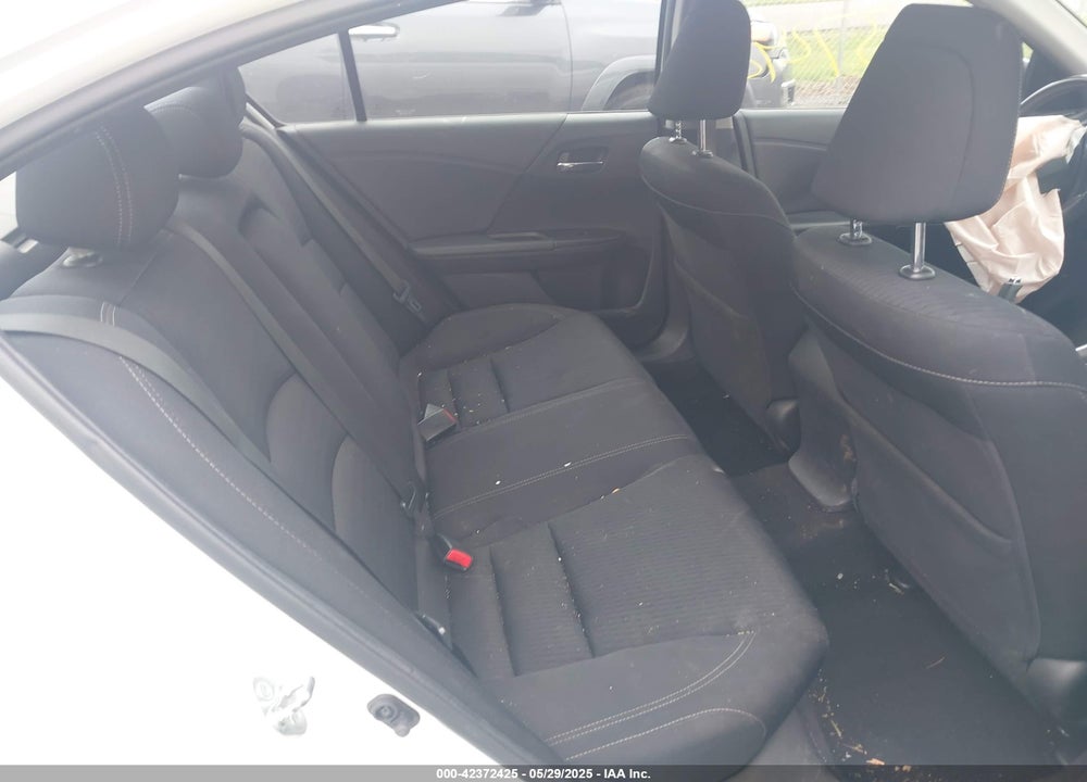2015 HONDA ACCORD VIN: 1HGCR2F50FA215268