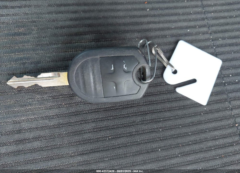 2014 FORD MUSTANG V6 VIN: 1ZVBP8AM0E5288095