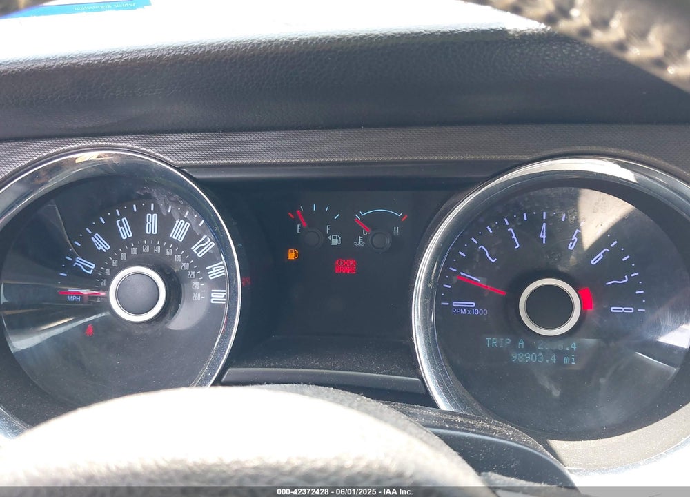 2014 FORD MUSTANG V6 VIN: 1ZVBP8AM0E5288095