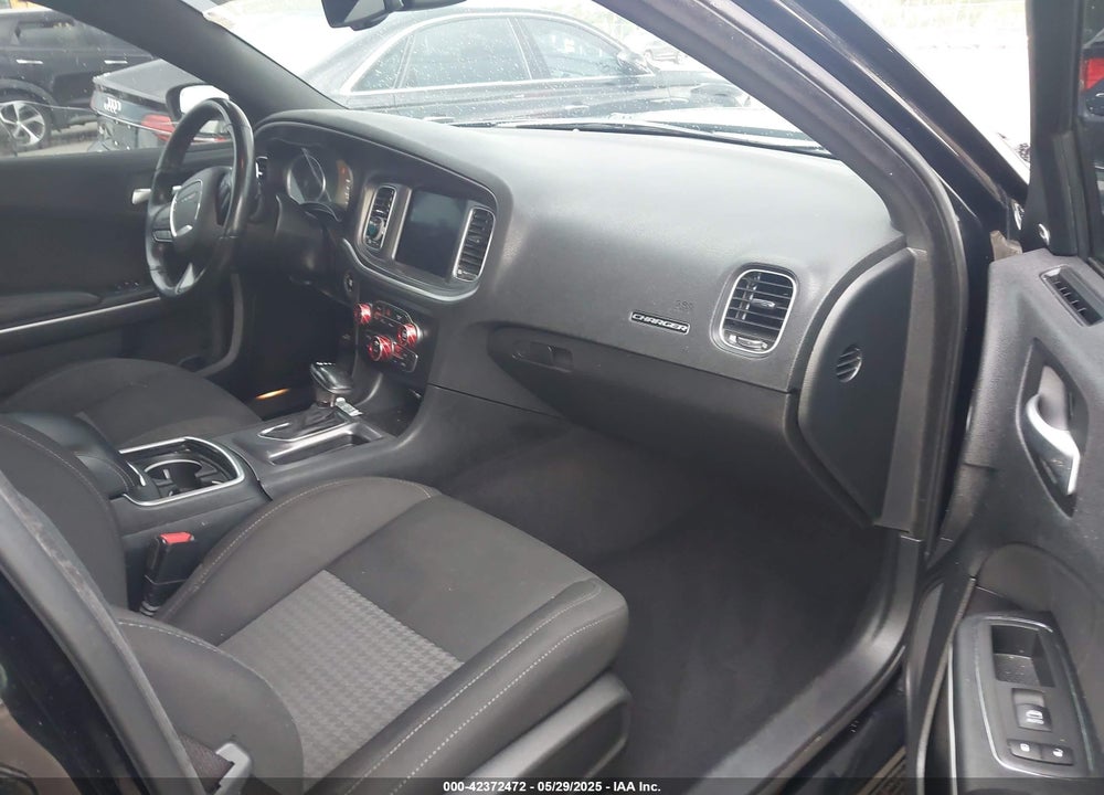 2020 DODGE CHARGER VIN: 2C3CDXCT6LH141238