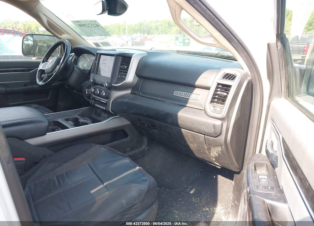 2019 RAM 2500 BIG HORN 4X4 6'4 BOX VIN: 3C6UR5DJ1KG570506