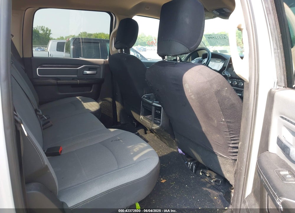 2019 RAM 2500 BIG HORN 4X4 6'4 BOX VIN: 3C6UR5DJ1KG570506