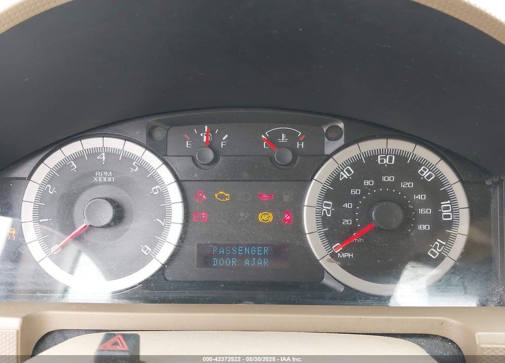 2008 FORD ESCAPE VIN: 1FMCU93128KC01646