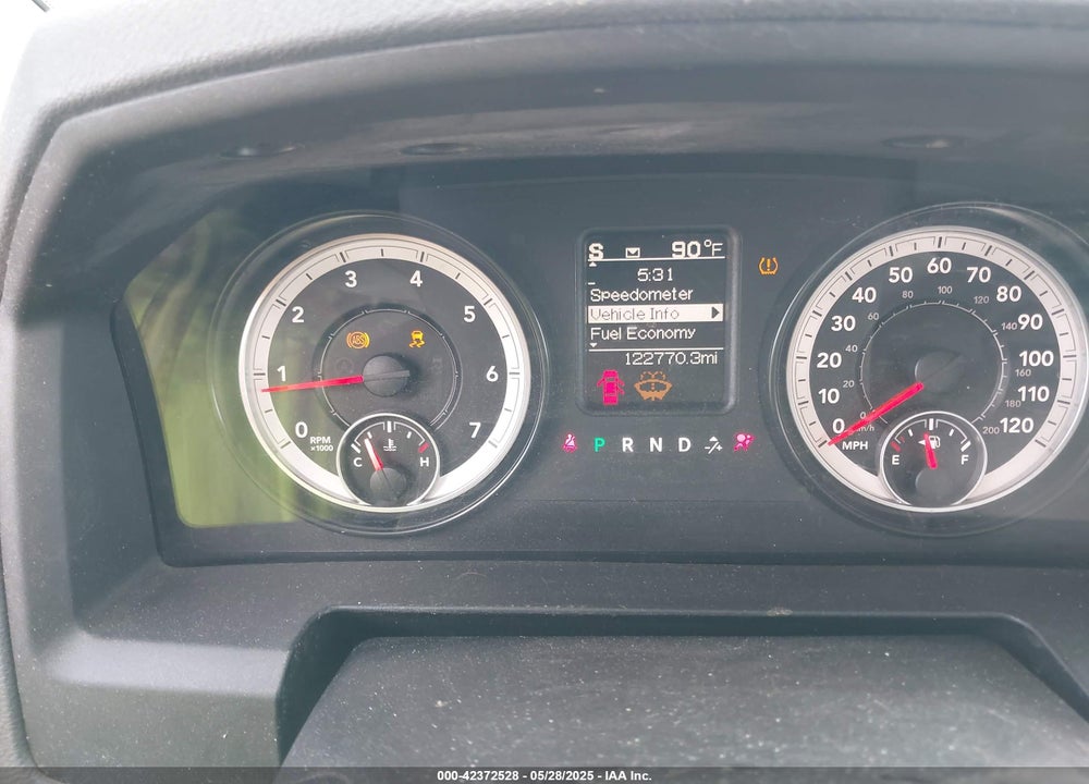 2015 RAM 1500 VIN: 1C6RR6LG8FS580319