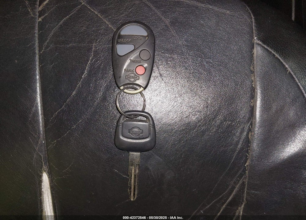 2001 NISSAN MAXIMA VIN: JN1CA31A91T112866