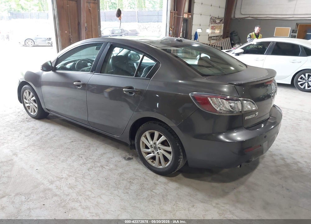 2013 MAZDA 3 I GRAND TOURING VIN: JM1BL1WPXD1823383
