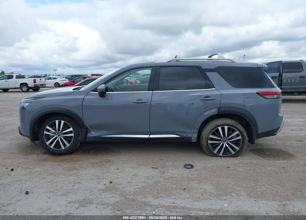 2025 NISSAN PATHFINDER PLATINUM 4WD VIN: 5N1DR3DK3SC224638