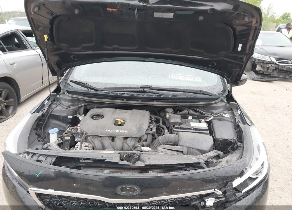 2017 KIA FORTE VIN: 3KPFK4A79HE127596