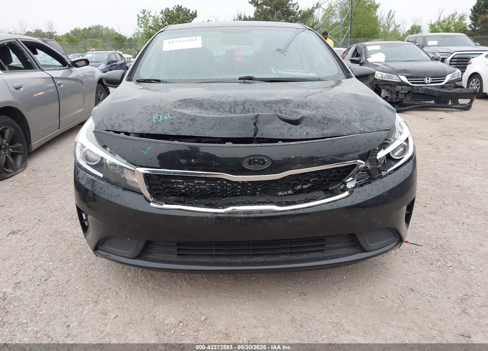 2017 KIA FORTE VIN: 3KPFK4A79HE127596