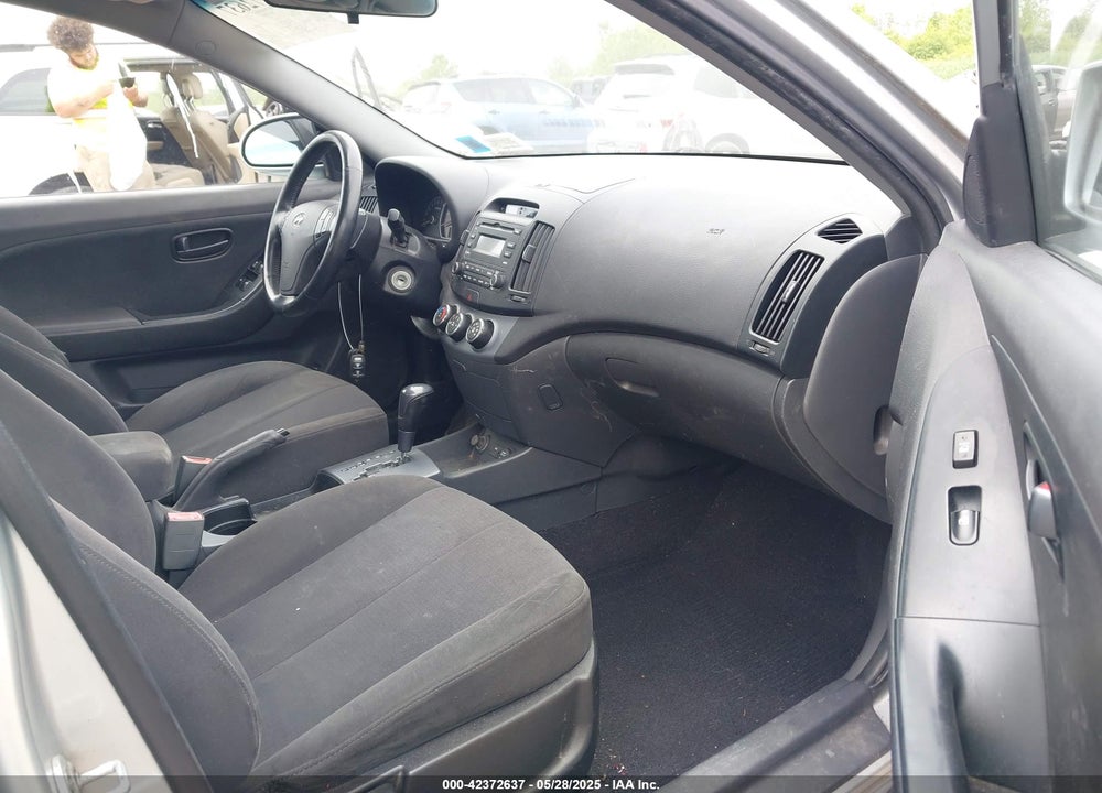2008 HYUNDAI ELANTRA VIN: KMHDU46D08U516902