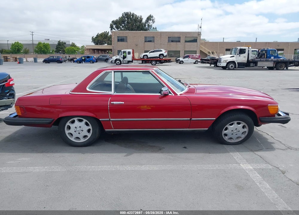 1977 MERC 450 VIN: 00010704412039823