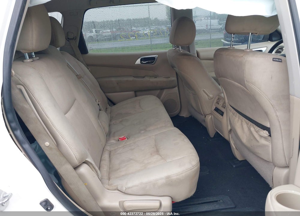 2017 NISSAN PATHFINDER VIN: 5N1DR2MN3HC625541