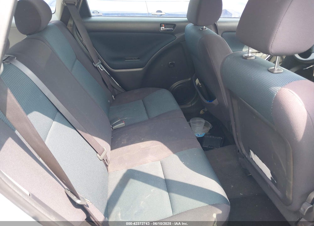 2005 TOYOTA COROLLA MATRIX XR VIN: 2T1LR30E45C550556