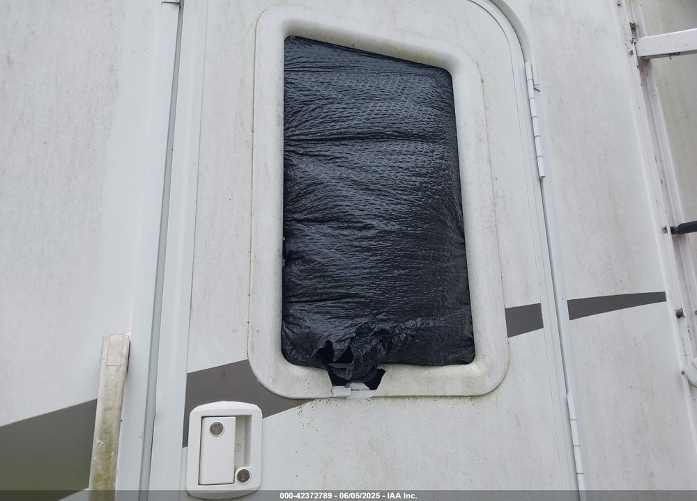 2013 HEARTLAND NORTH TRAIL 28BRS VIN: 5SFNB3123DE254681