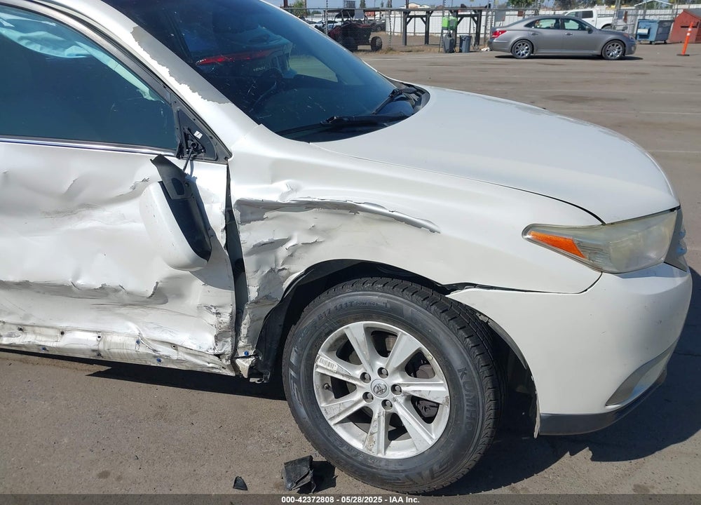 2013 TOYOTA HIGHLANDER SE V6 VIN: 5TDZK3EH7DS127798