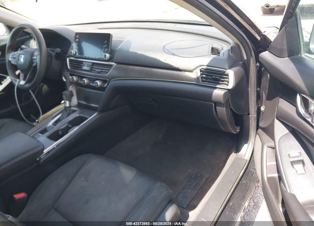 2019 HONDA ACCORD VIN: 1HGCV1F15KA009635
