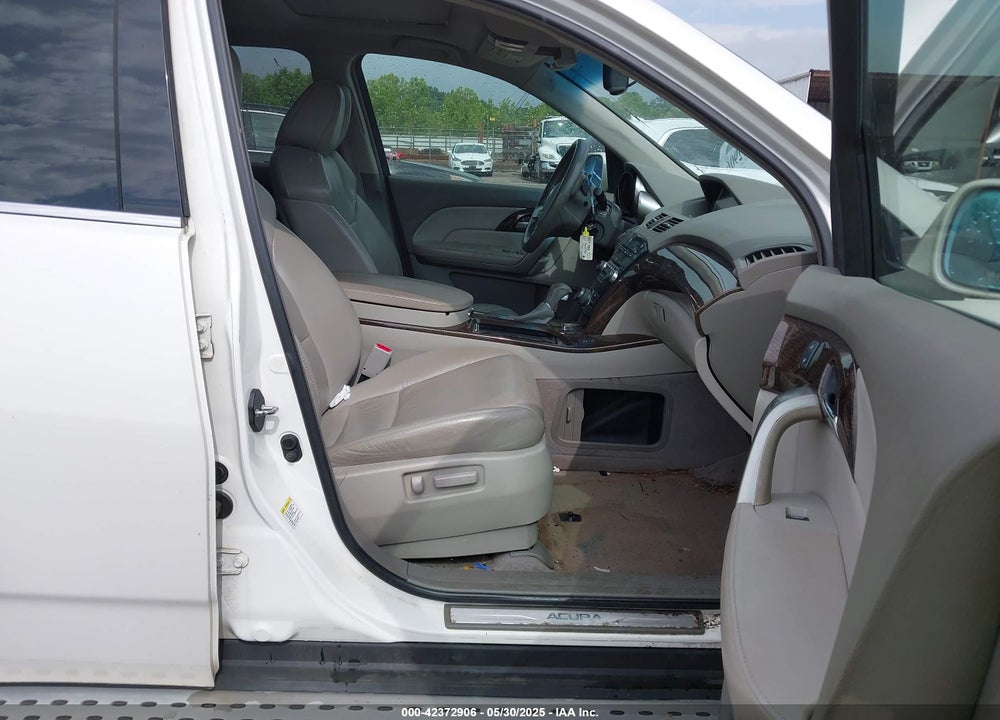 2011 ACURA MDX VIN: 2HNYD2H67BH506204