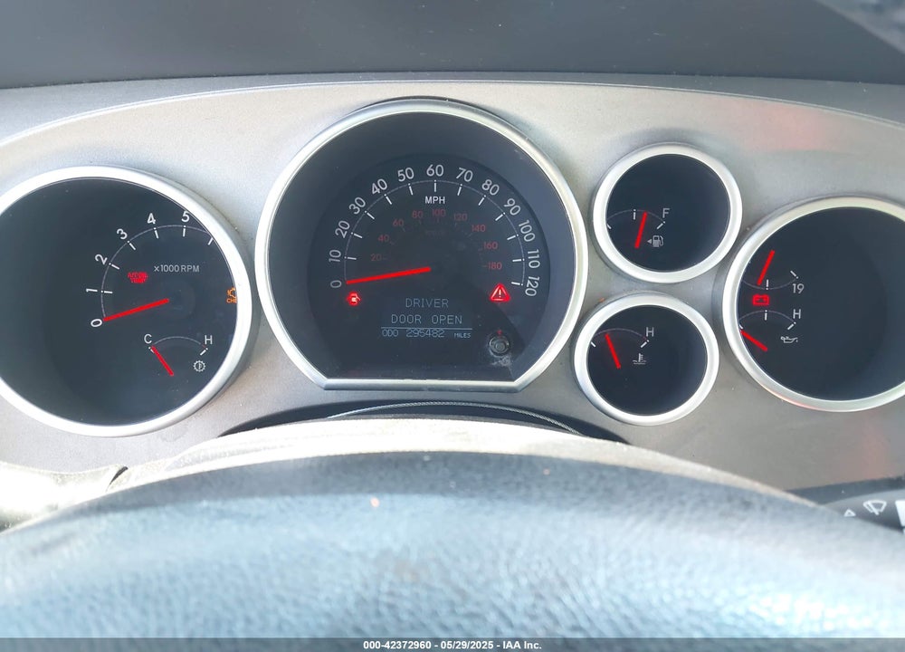 2010 TOYOTA SEQUOIA LIMITED 5.7L V8 VIN: 5TDKY5G10AS026058
