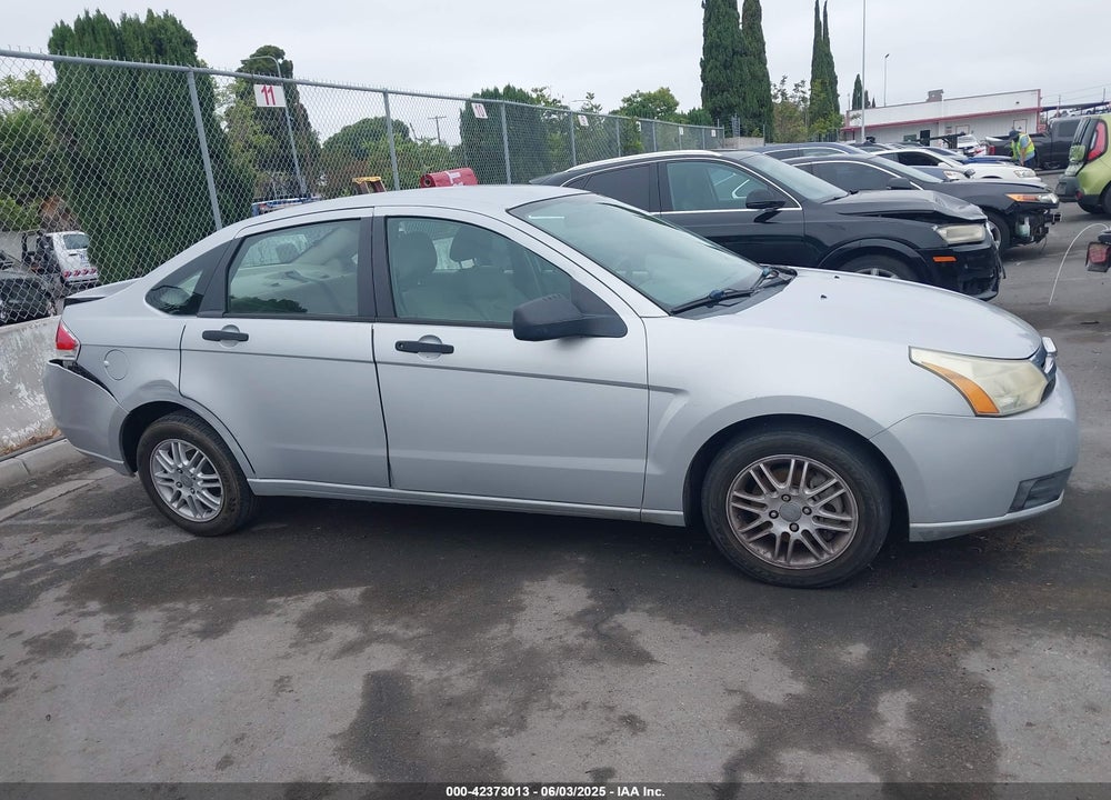 2008 FORD FOCUS S VIN: 1FAHP34N28W164693