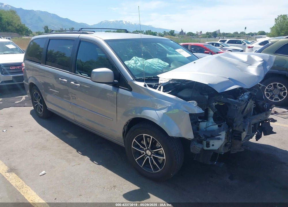 2016 DODGE GRAND CARAVAN R/T VIN: 2C4RDGEG9GR265459