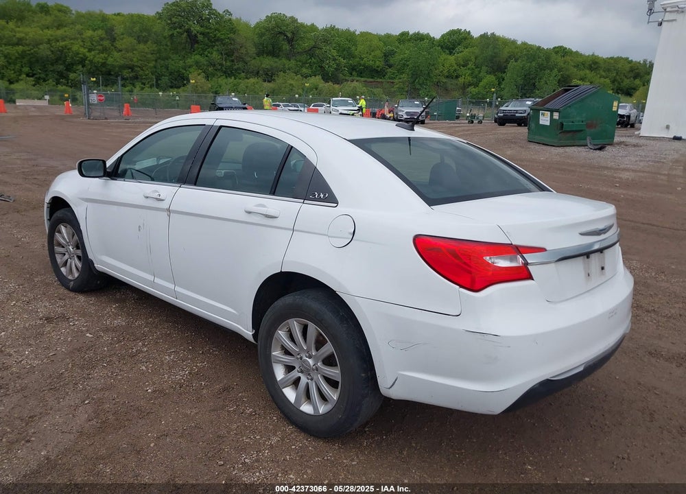 2012 CHRYSLER 200 TOURING VIN: 1C3CCBBB1CN288945