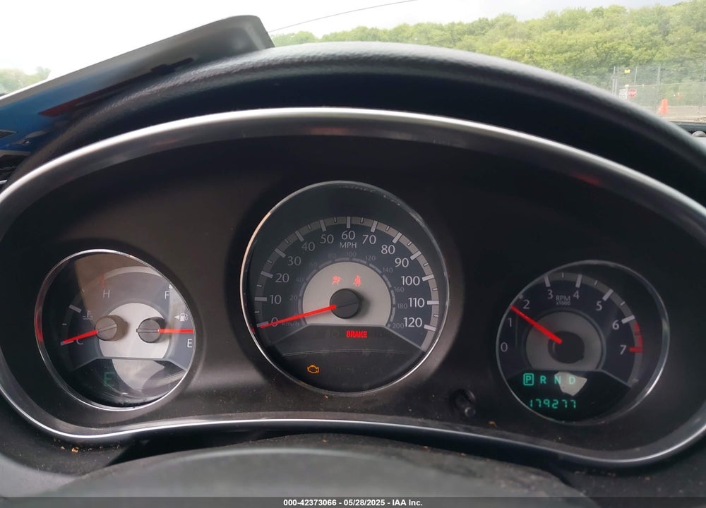 2012 CHRYSLER 200 TOURING VIN: 1C3CCBBB1CN288945