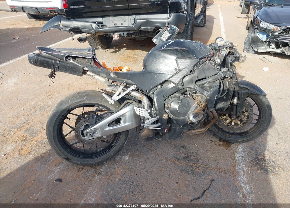 2014 HONDA CBR600 RR VIN: JH2PC4002EK700005