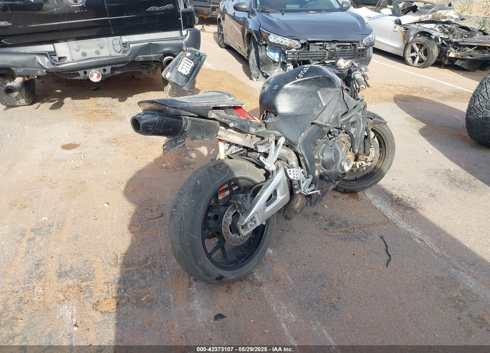 2014 HONDA CBR600 RR VIN: JH2PC4002EK700005