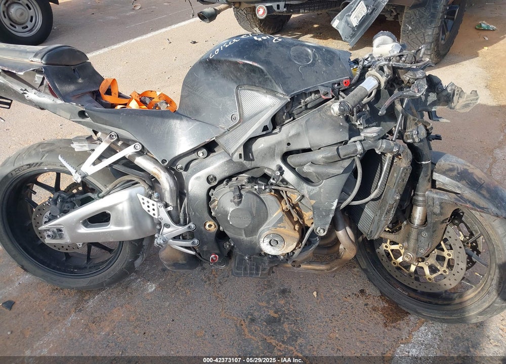 2014 HONDA CBR600 RR VIN: JH2PC4002EK700005