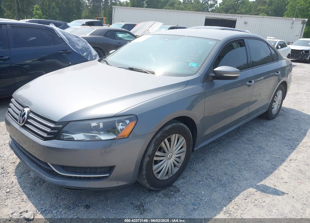 2014 VOLKSWAGEN PASSAT VIN: 1VWAS7A32EC070490