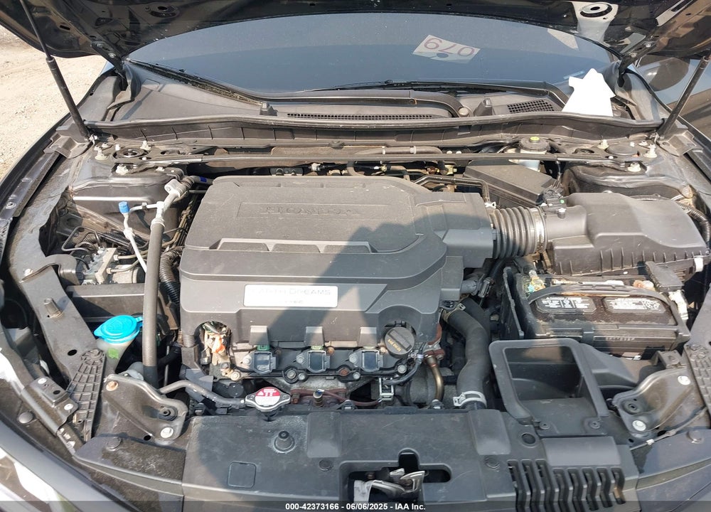 2017 HONDA ACCORD EX-L V6 VIN: 1HGCR3F81HA039172