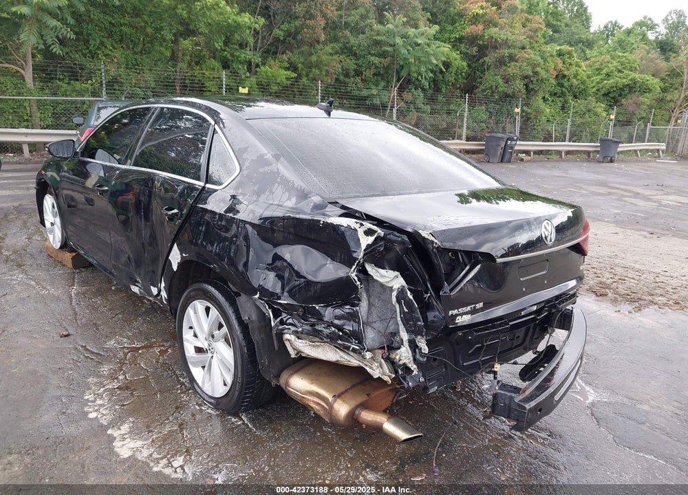 2018 VOLKSWAGEN PASSAT VIN: 1VWBA7A35JC012682