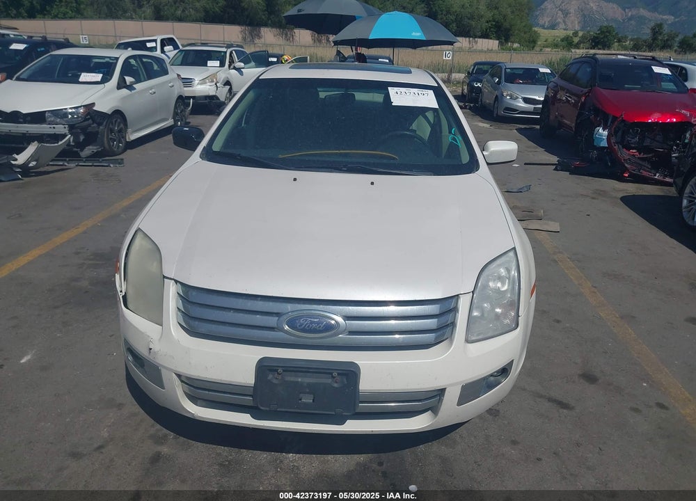2009 FORD FUSION VIN: 3FAHP08139R185496