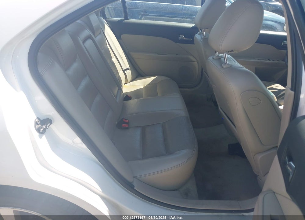 2009 FORD FUSION VIN: 3FAHP08139R185496
