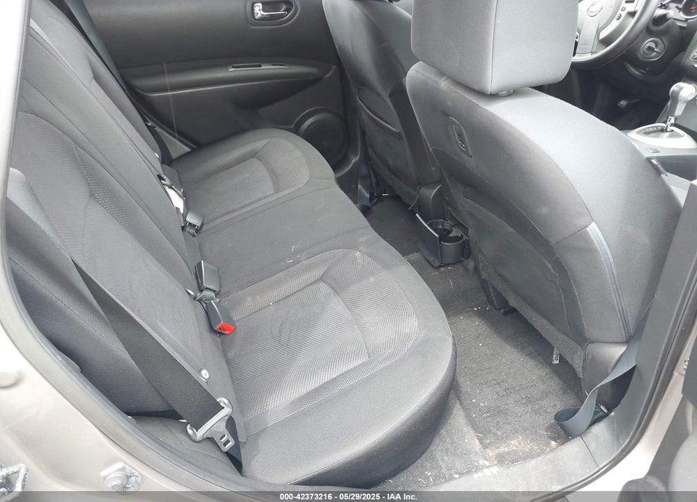 2014 NISSAN ROGUE SELECT S VIN: JN8AS5MV7EW718042