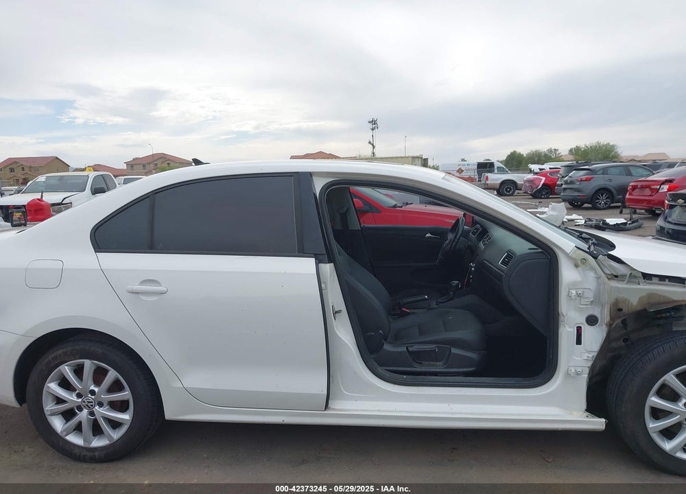 2012 VOLKSWAGEN JETTA 2.5L SE VIN: 3VWDP7AJ3CM300840