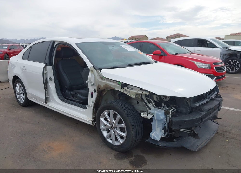 2012 VOLKSWAGEN JETTA 2.5L SE VIN: 3VWDP7AJ3CM300840