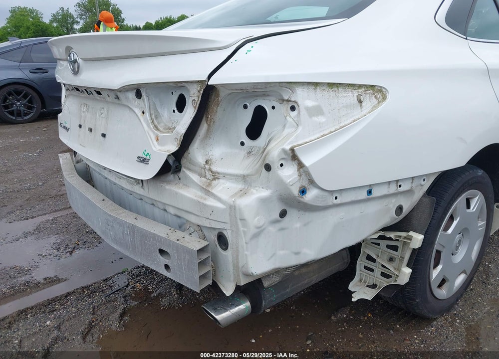 2016 TOYOTA CAMRY VIN: 4T1BF1FK5GU158905