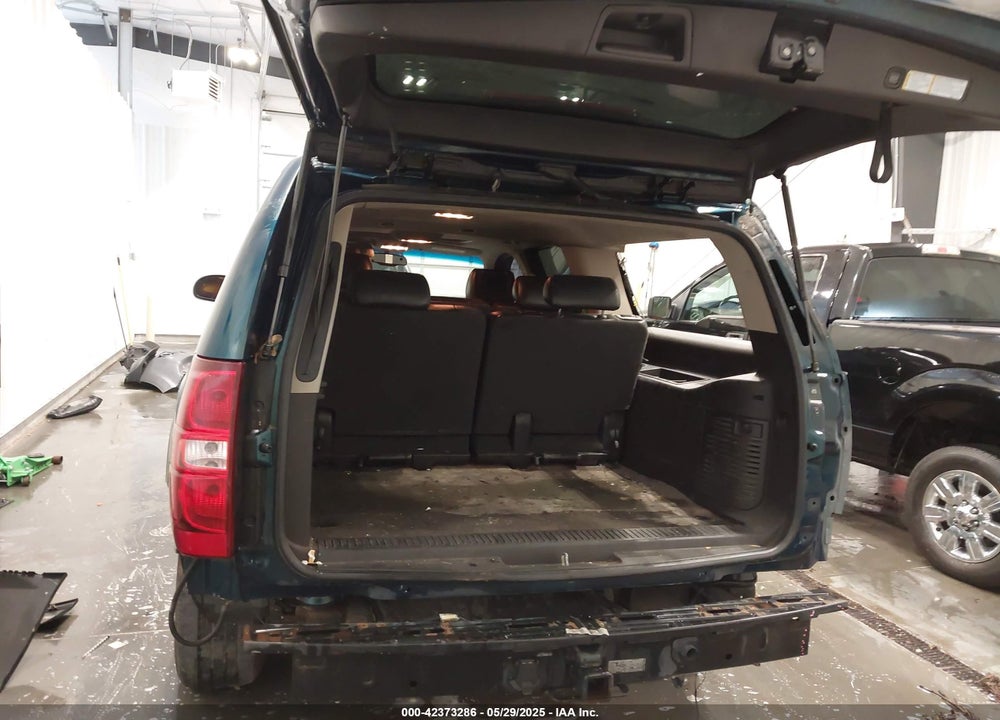 2007 CHEVROLET SUBURBAN VIN: 3GNFK16337G265066