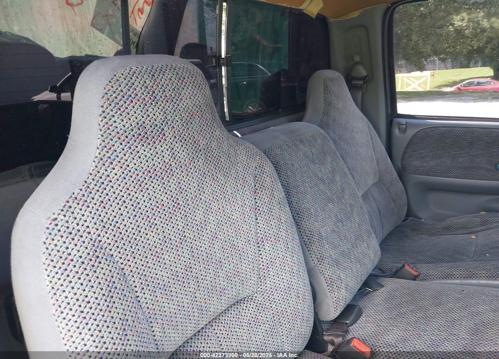 1999 DODGE RAM 1500 ST VIN: 1B7HC16Y0XS201005