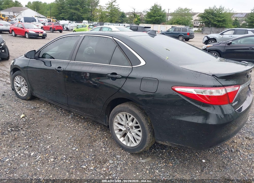 2016 TOYOTA CAMRY VIN: 4T4BF1FK2GR547930